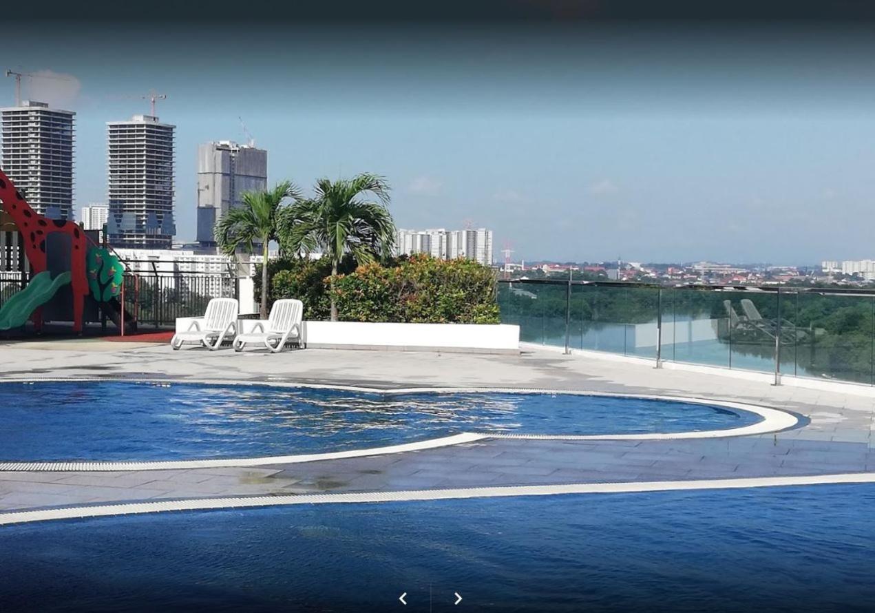 Bayu Marina 3 Mins Away Mid Valley Southkey Apartment Johor Bahru