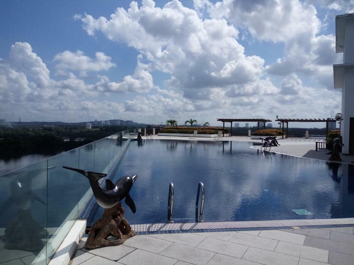 Apartment Bayu Marina 3 Mins Away Mid Valley Southkey Johor Bahru